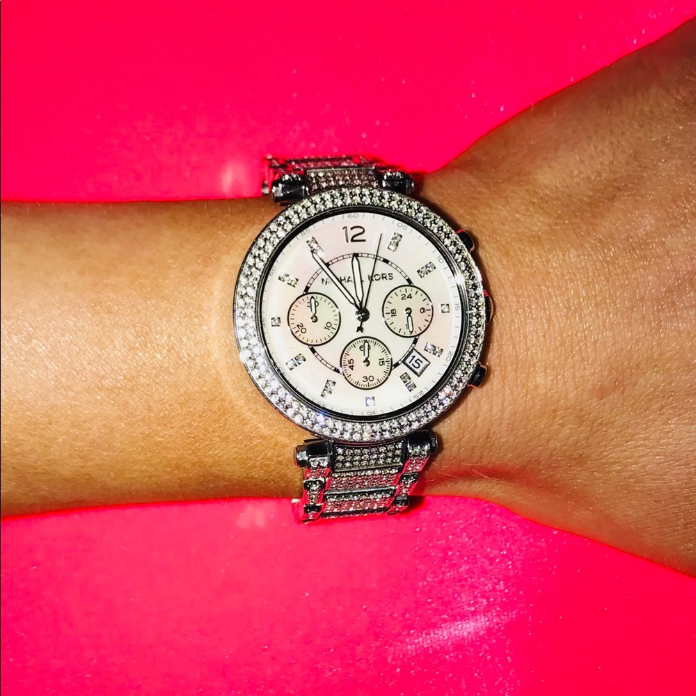 Beautiful Micheal kors watch $380 OBO